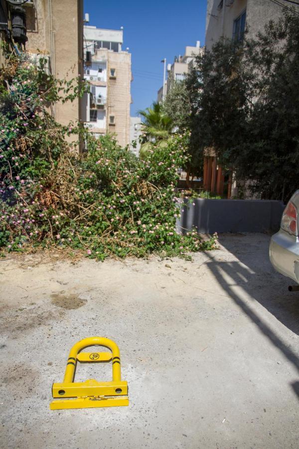 Apartments4You Etsel Bat Yam Exterior foto