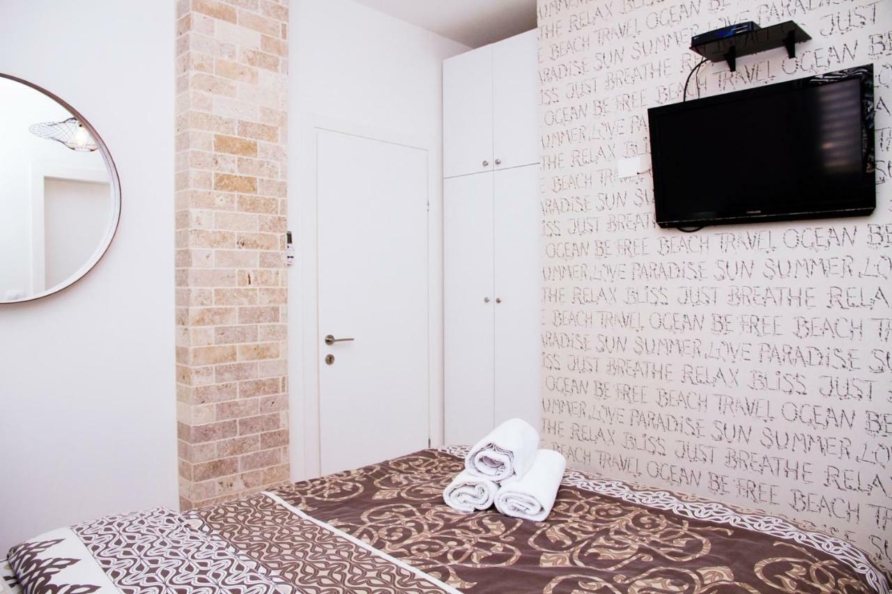 Apartments4You Etsel Bat Yam Exterior foto